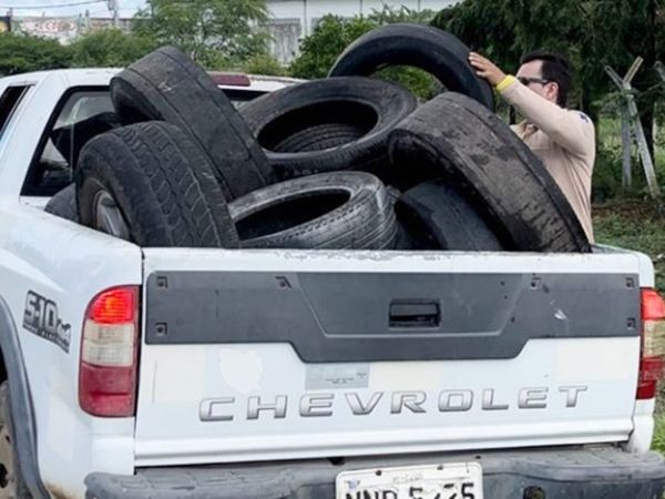 Dengue: Secretaria de Saúde de Caicó recolhe pneus em oficinas e borracharias da cidade em ação de prevenção